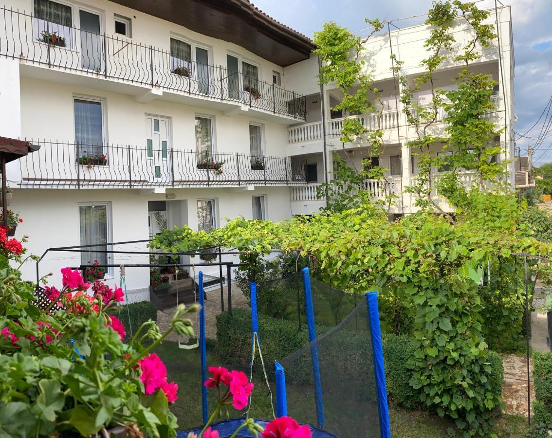 Casa Ciobi Hotel 2 Mai Exterior photo