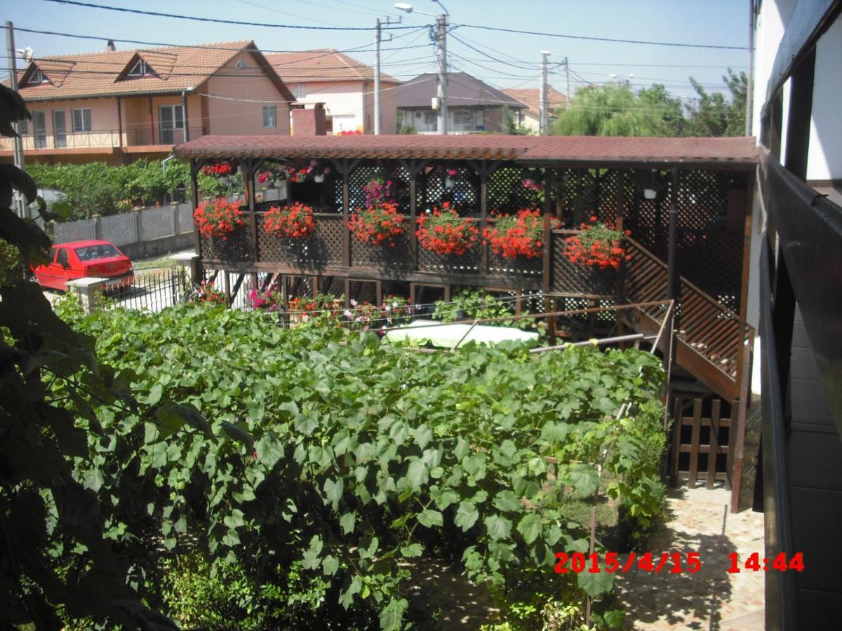 Casa Ciobi Hotel 2 Mai Exterior photo